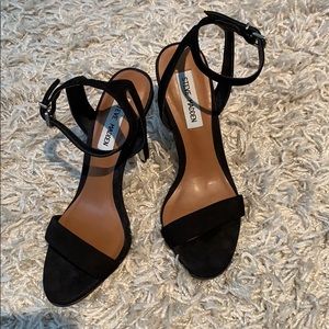 Steve Madden sandal